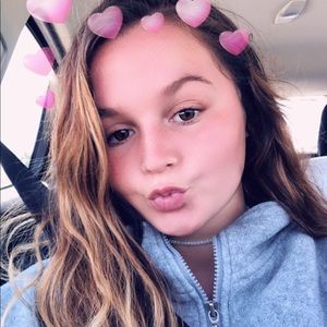 Meet your Posher, Isabella